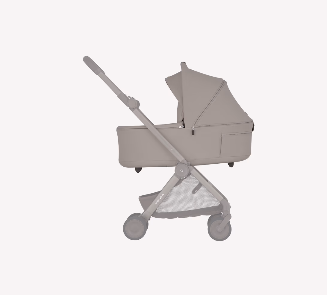 Air-Q carrycot — Crumbly
